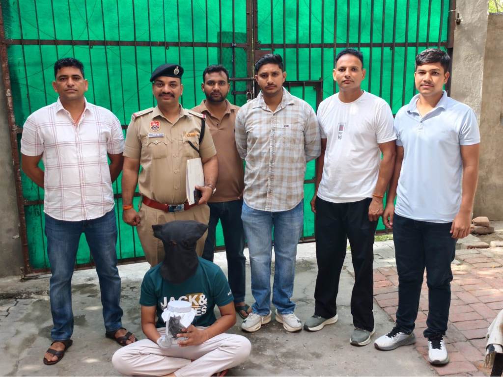 गुप्त सूचना बनी हथियार तस्कर की मुसीबत पुलिस ने ऐसे दबोचा